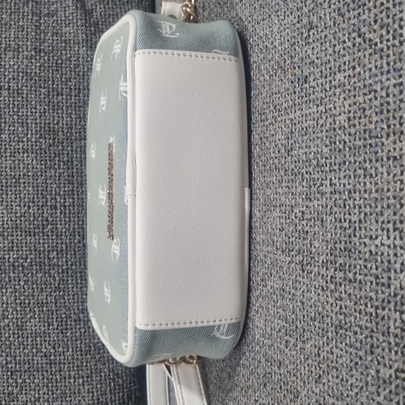 JUICY COUTURE Bestseller Camera Crossbody in Denim/White - Picture 5 of 13